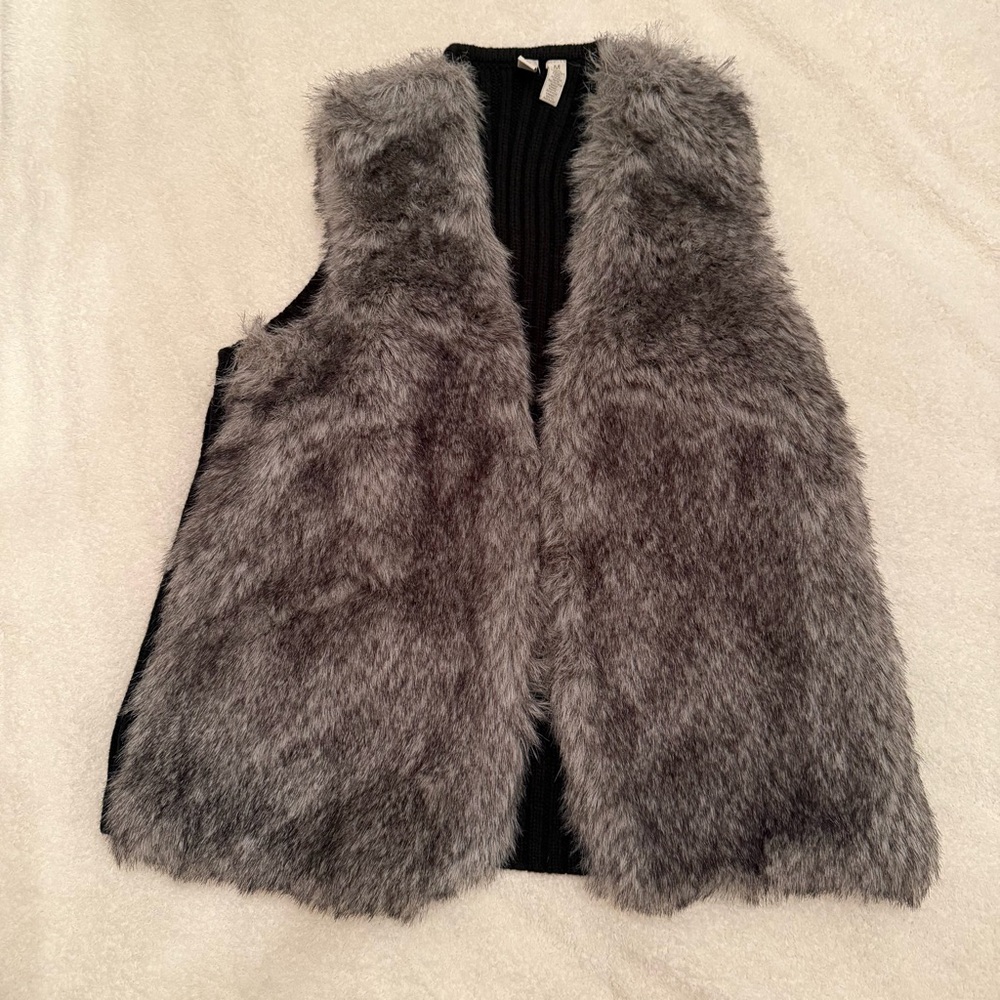 Madison Black Knit Faux Fur-Trim Vest